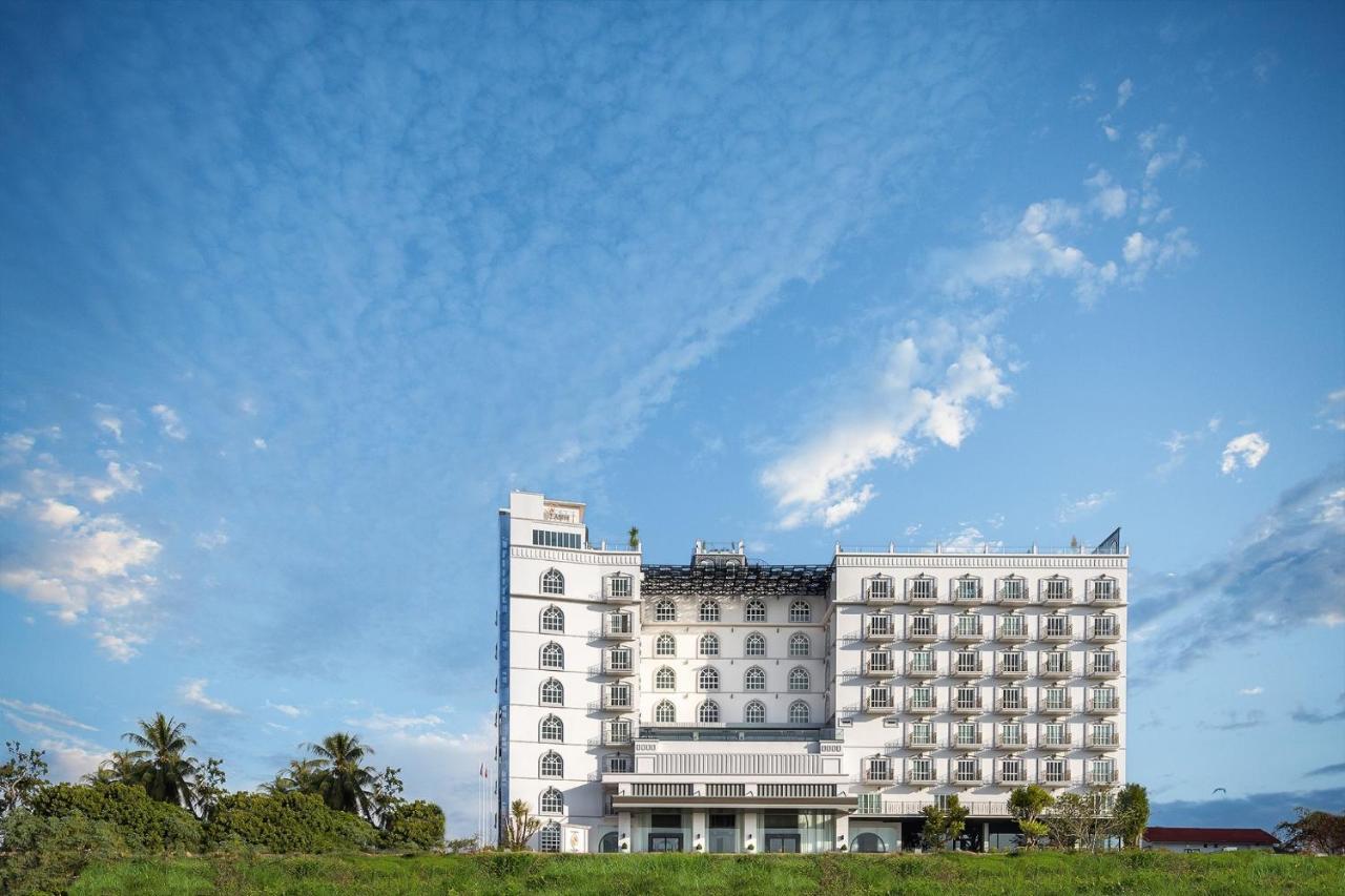 Eastin Hotel Vientiane Exterior photo