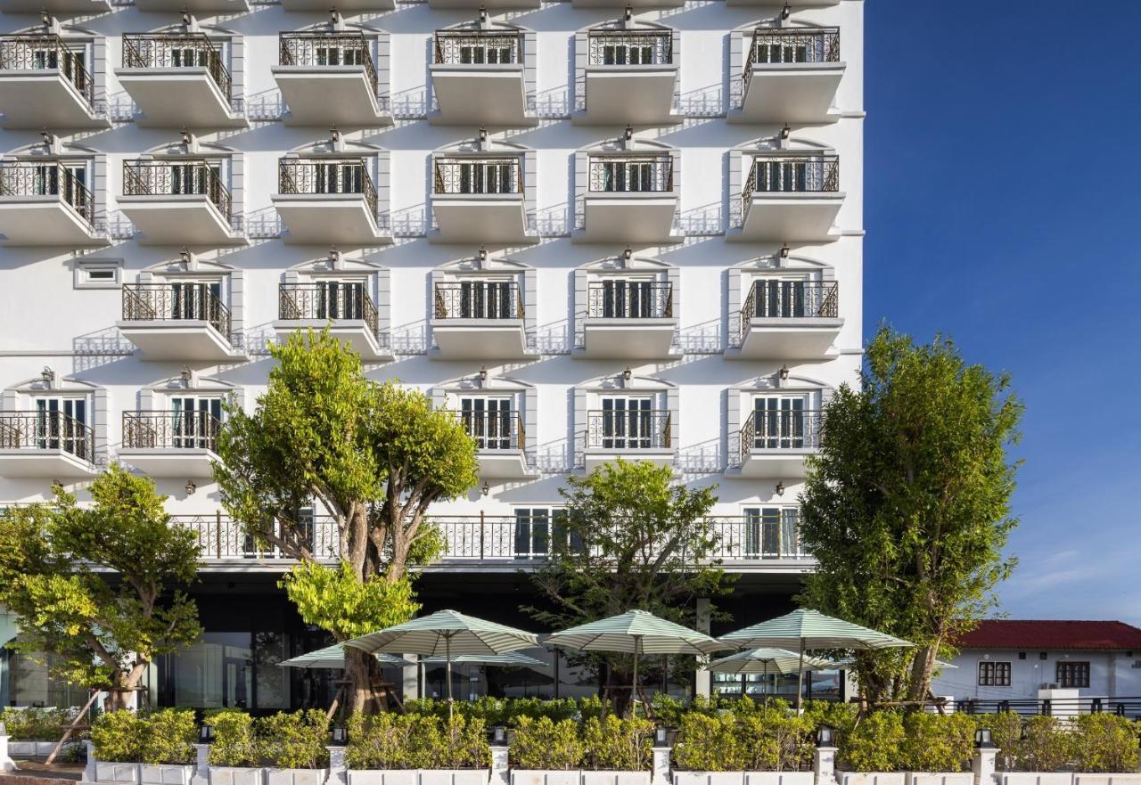 Eastin Hotel Vientiane Exterior photo
