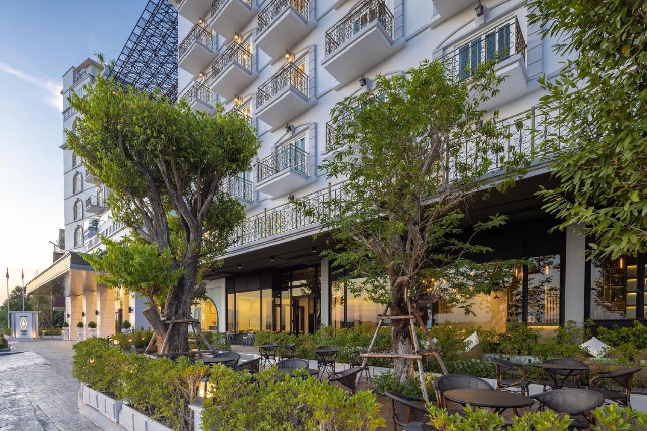 Eastin Hotel Vientiane Exterior photo